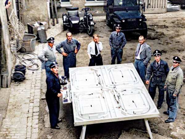 Erstes Kreuzungsleitprojekt Ludwigsburg Wilhelmstraße/Schorndorfer Straße and Schlossstraße/Stuttgarter Straße - 1954