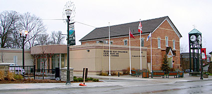 Gerichtsgebäude und Ratskammer